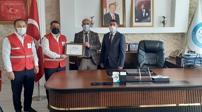 Çaldıran Belediyesinin düzenlediği kampanyada 2 bin ünite kan bağışı alındı