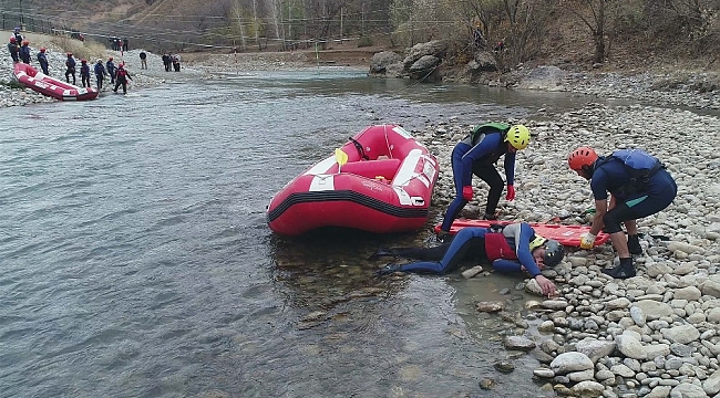 Çatak'ta 'Arama Kurtarma Operasyon Merkezi' kuruldu