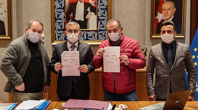 Çiniciler Çarşısı'ndaki 20 yıllık problem çözüme kavuştu