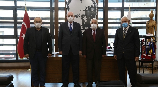 Doğançayırlılar Başkan Kurt'u ziyaret etti