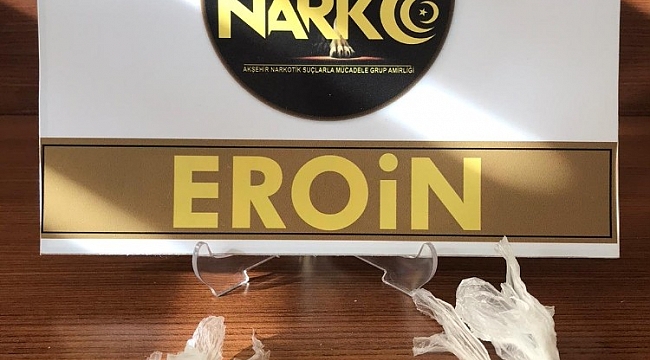 Durdurulan araçta eroin yakalandı