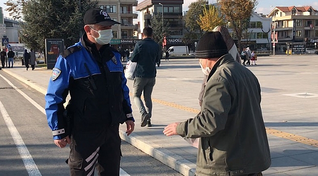 Düzce'de kısıtlama öncesi caddelerde yoğunluk yaşandı