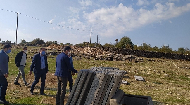 Eğil'de hayvanların içine düştüğü su kuyuları beton bloklarla kapatıldı