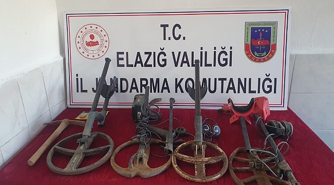 Elazığ'da kaçak kazı yapan 4 şüpheli yakalandı