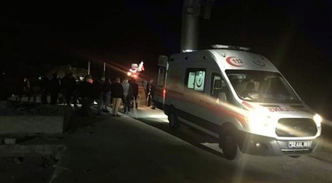 Enez'de tekne battı! Kayıp kişiler aranıyor