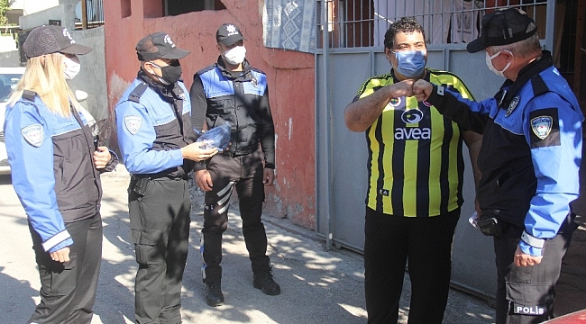 Engelli genç polis olup, vatandaşları virüse karşı uyardı