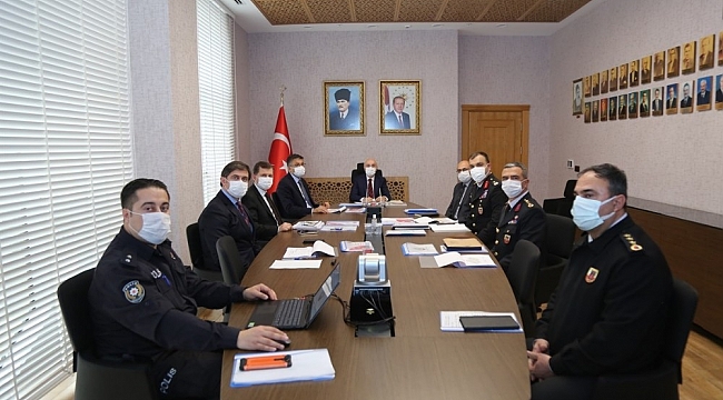 Erdil, Kütahya'da 'Güvenlik ve Asayiş Değerlendirme Toplantısı'na katıldı