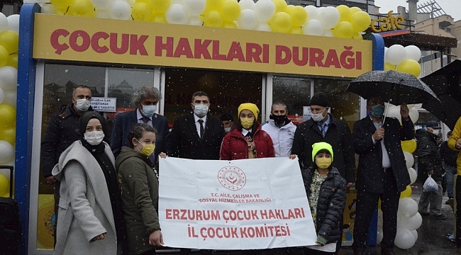 Erzurum'da 'Çocuk Hakları Durağı' açıldı