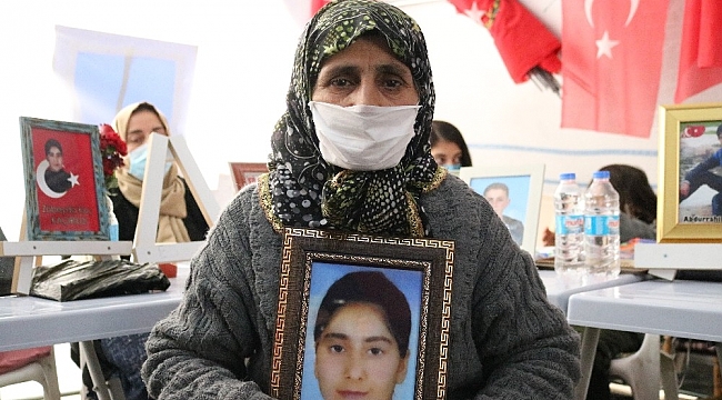 Evlat nöbetini sürdüren anne terör milislerinin en ağır ceza almasını istiyor