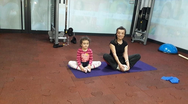 Fitness Eğitmeni Dilek Eflatun Yılmaz, "Egzersizler koronavirüse karşı bizleri korumakta"