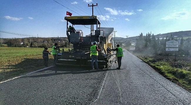 Gebze'de asfalt ve parke çalışmaları sürüyor