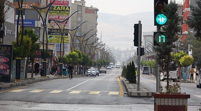 Herkes yasak sandı şehir boş kaldı