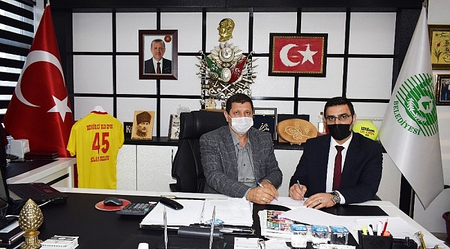 Hizmet İş Sendikası ile Demirci Belediyesi arasında toplu iş sözleşmesi imzalandı