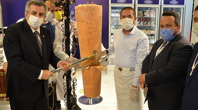 İstanbul'da biberli dondurmaya büyük ilgi