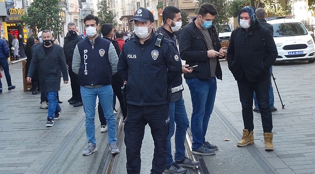 İstiklal Caddesi'nde korona virüs denetimi