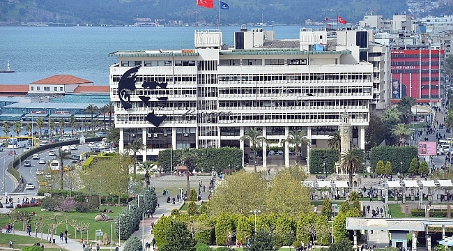 İzmir Büyükşehir Belediye binası yıkılacak
