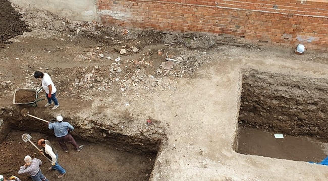 İznik'te bir evin altından küp çıktı, Müze Müdürlüğü duruma el koydu
