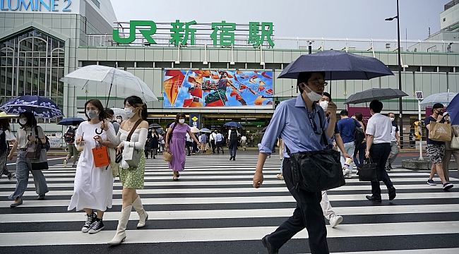 Japonya'da yeni Covid-19 dalgası yetkilileri harekete geçirdi