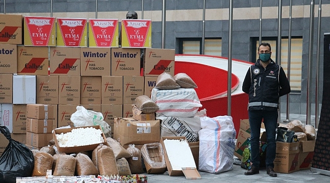 Kahramanmaraş'ta 2 milyon liralık kaçak tütün ve makaron ele geçirildi