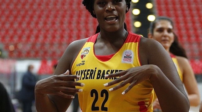 Kalani Brown ilk maçına çıktı