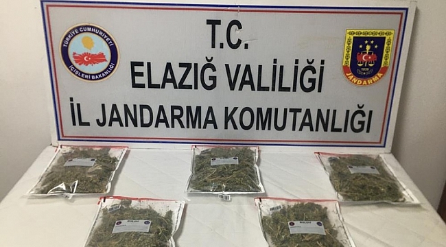 Kamyonetin zulasındaki uyuşturucu ele geçirildi
