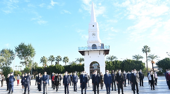 Kemer'de Öğretmenler Günü töreni