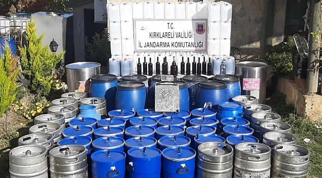 Kırklareli'de 2 ton kaçak şarap ele geçirildi