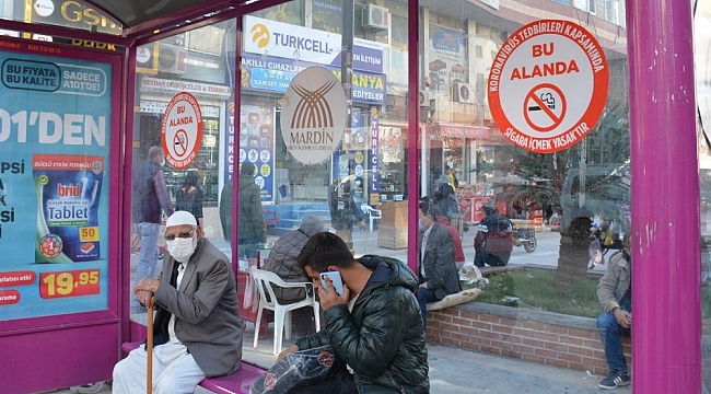 Kızıltepe'de sigara yasağına karşı uyarıcı afişler asılıyor