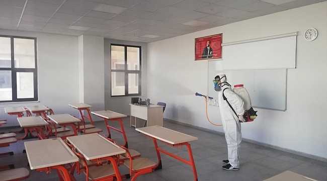Körfez'de okullar sınav öncesi dezenfekte edildi