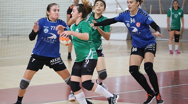 Korona virüs nedeniyle Sivas Belediyespor - Konyaaltı maçı ertelendi