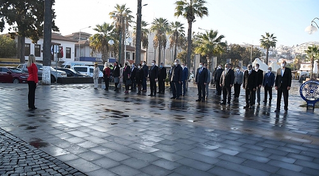 Kuşadası'nda öğretmenler günü kutlaması