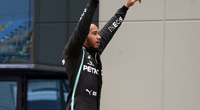 Lewis Hamilton, İstanbul'da şampiyonluğunu ilan etti