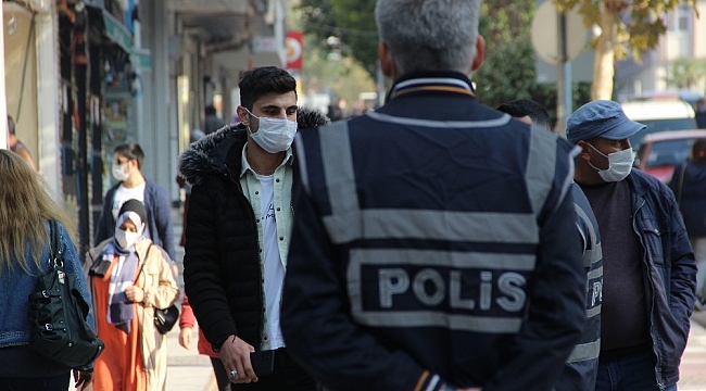 Manisa'da Covid-19 tedbirlerine uymayanlara 24 milyon TL ceza