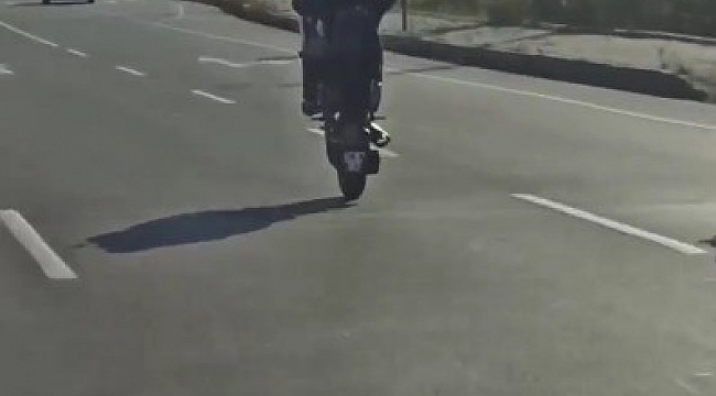 Motosiklet üzerinde tehlikeli hareketler