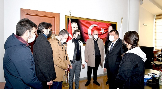 Öğretmenler, Başkan Gürkan'ın Öğretmenler Günü'nü kutladı