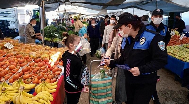 Pazar yerlerinde korona virüs bilgilendirmesi
