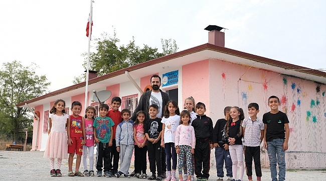 Pes etmeyen kahraman 'Öğretmenler'