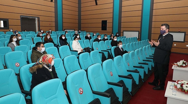 "Ülkemizin geleceğine rehberlik ediyorsunuz"