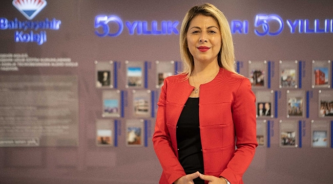 "Uzaktan eğitimde anne babalar öğretmen rolüne girmemeli"