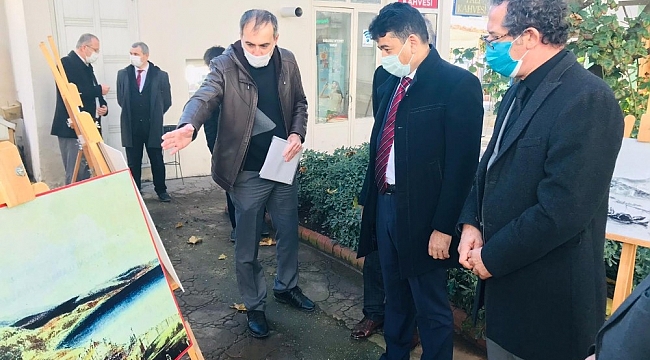 Sinop'ta Deniz Şehitleri için resim sergisi açıldı