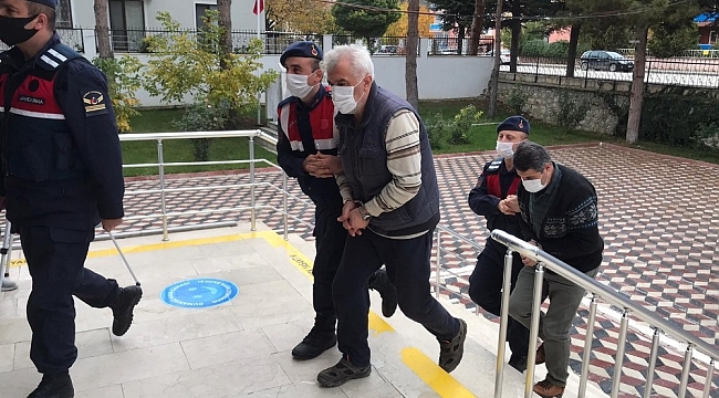 Sit alanında kaçak kazı yapan 5 kişi suçüstü yakalandı