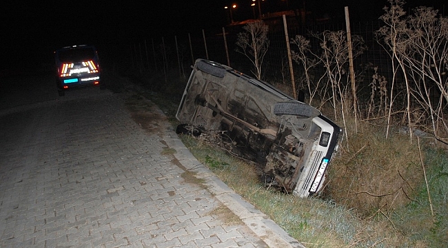 Sokağa çıkma kısıtlamasında kaza: Şarampole devrilen otomobil sürücüsü yaralandı