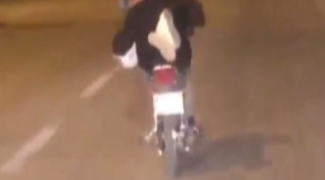 Tehlikeli motosiklet yolculuğu kamerada