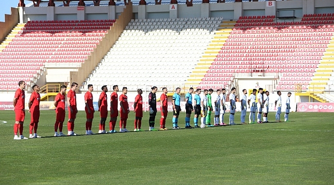 TFF 1. Lig: Ümraniyespor: 0 - Menemenspor: 2