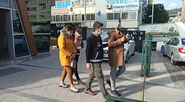 Tırnakçılık yaparak kuyumcuları dolandıran 3 kişi tutuklandı