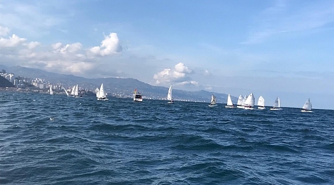 Trabzon Yelken İl Birinciliği müsabakaları heyecanlı yarışlara sahne oldu