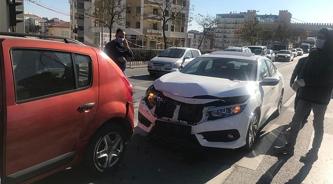 Trafik ışıklarında görünmez kaza