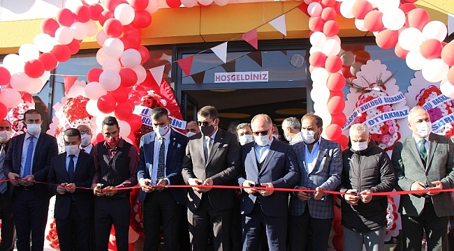 Uğur Çiftçi Spor Kompleksi açıldı