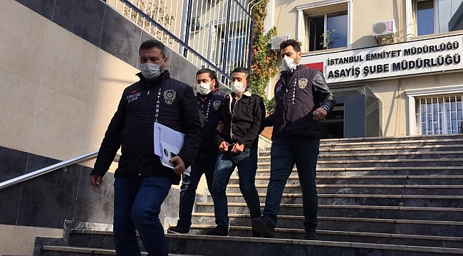 Uygur Türkü'nü vuran zanlının yakalanma anı kamerada