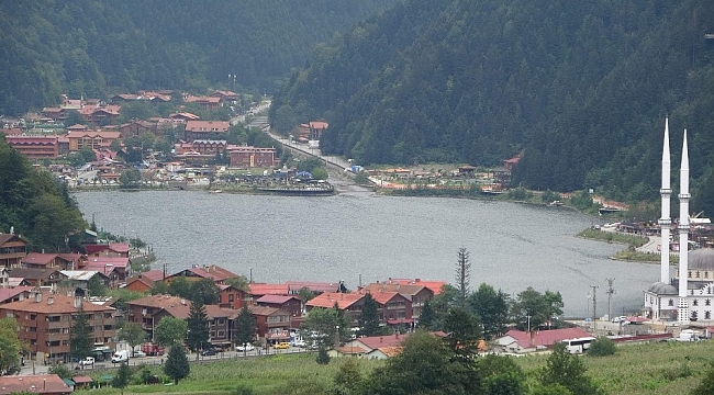 Uzungöl'ün eski haline dönüştürülmesi için çalışmalar başlıyor